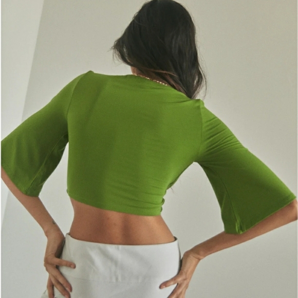 Resort Brami Crop - Picture 3 of 3